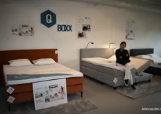 Anna Lewandowska van Redcorner, dat sinds de jaren '90 producent van meubelen is. Met het slaapmerk Q-Boxx wordt met succes aan de weg getimmerd. Al zo'n 12, 13 jaar is de Poolse fabrikant actief in België. Inmiddels heeft de producent ook vaste voet op Nederlandse bodem gekregen. 